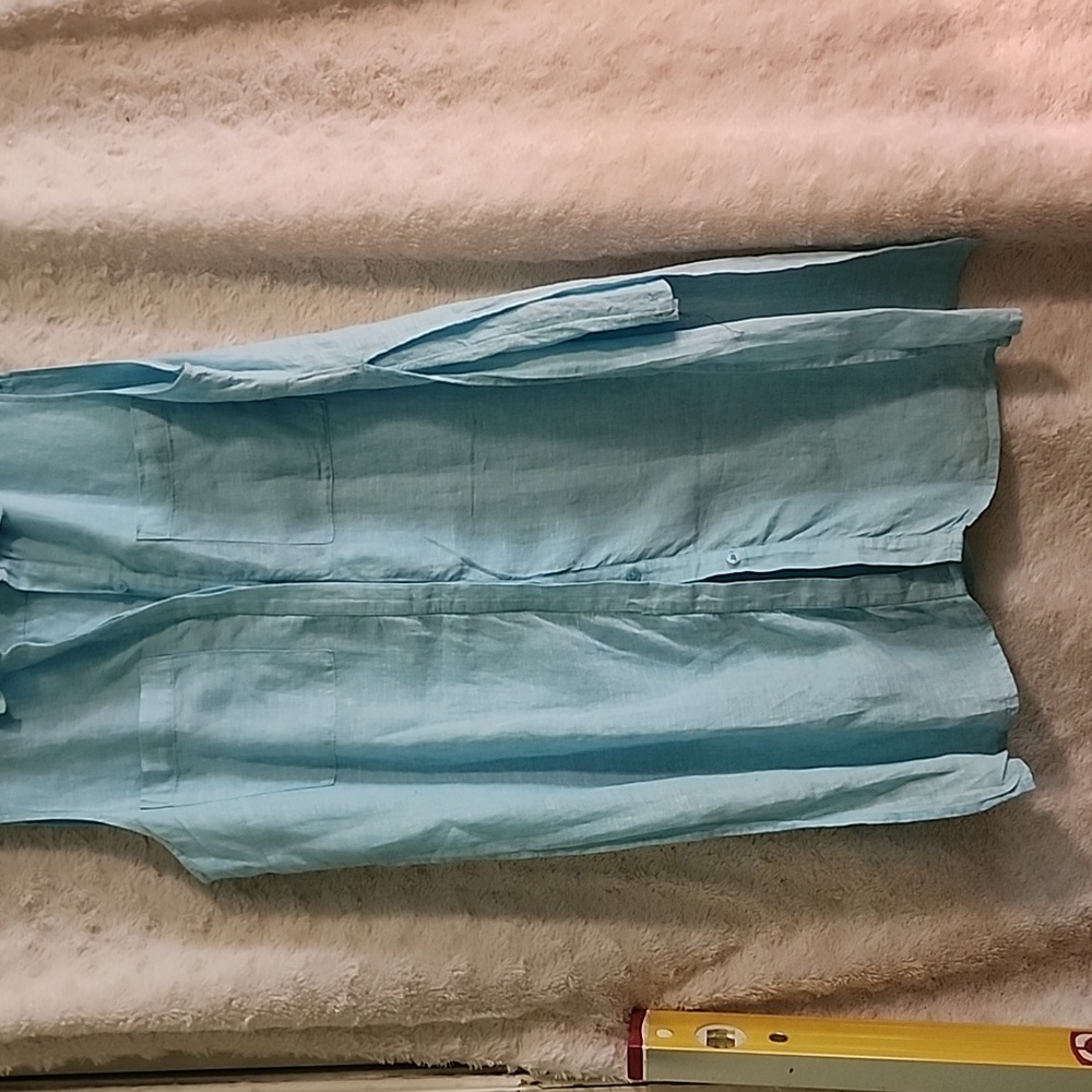 Linen sleeveless top